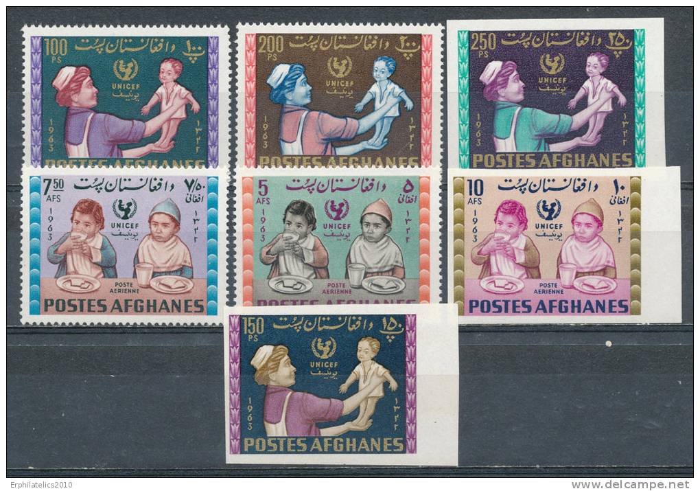 AFGANISTAN 1964 UNICEF NURSE AND CHILD  SC# 673-673F VF MNH SCARCE SET - Afghanistan