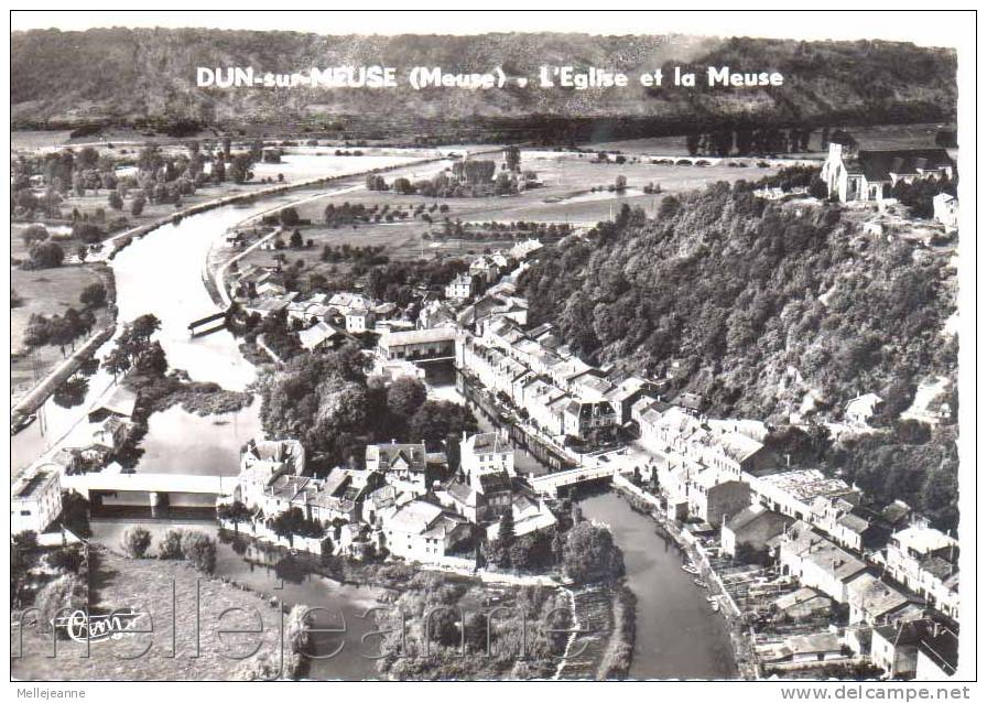 Cpsm Dun Sur Meuse (55) Vue Aérienne - Eglise Et Meuse - Dun Sur Meuse