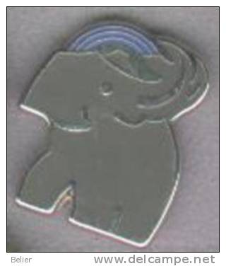 PIN'S ELEPHANT - Animaux