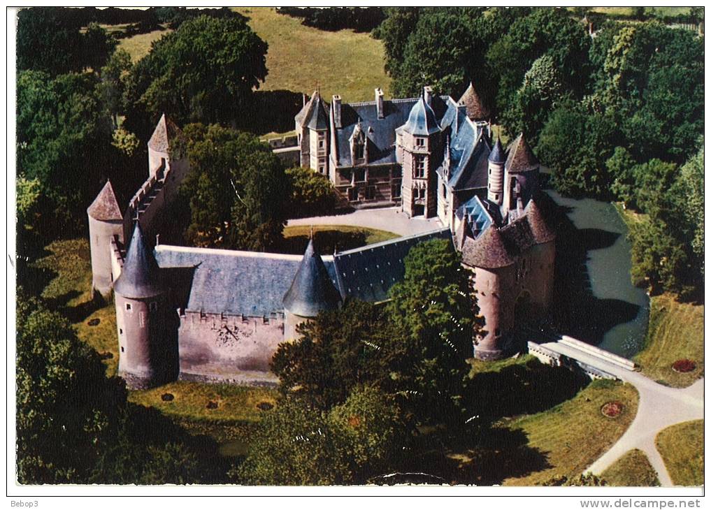 18 Ainay Le Viel - Le Château - Ainay-le-Vieil