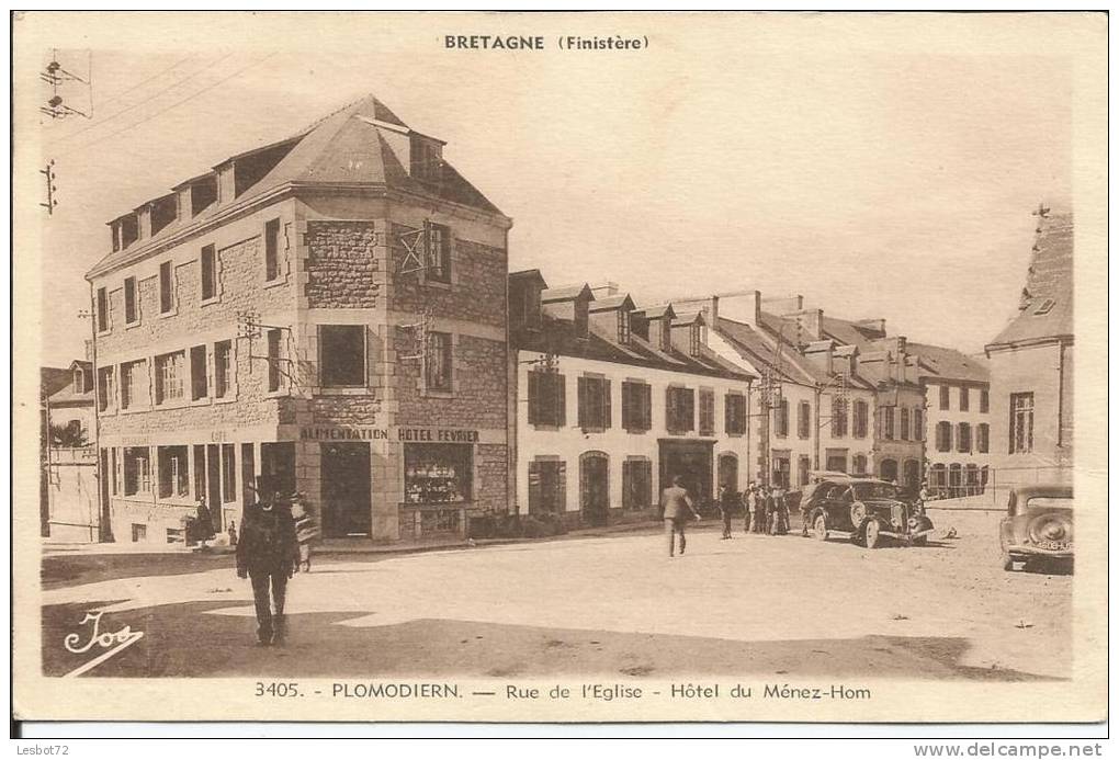 Cpa, Plomodiern (Finistère), Rue De L'Eglise - Hôtel Du Ménez-Hom, Très Bien Animée - Plomodiern