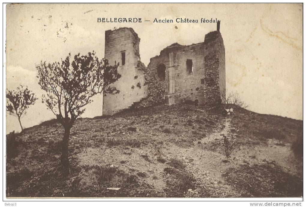 30 Bellegarde Du Gard - Ancien Château Féodal - Bellegarde