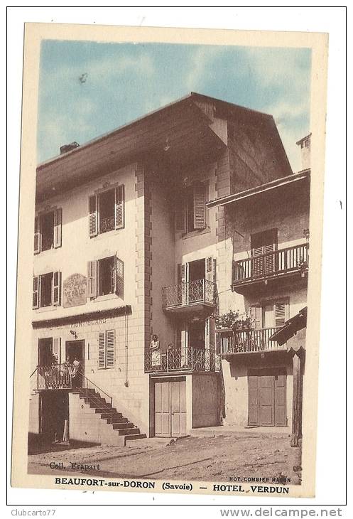 Beaufort-sur-Doron (73) : L'Hôtel Verdun En 1930 (animée). - Beaufort