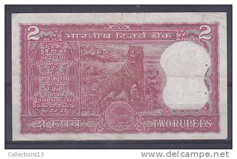 INDE - 1 Billet De 1 Rupee (1980) + 1 Billet De 2 Rupees + 1 Billet De 5 Rupees - Indien