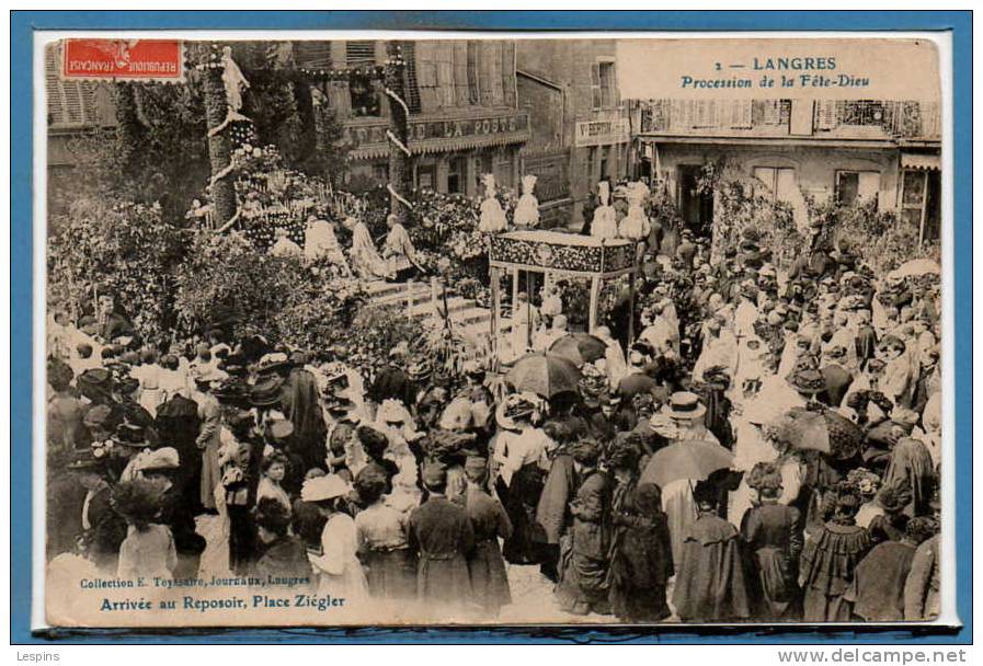 52 - LANGRES -- Procession De La Fête Dieu N° 2 - Langres