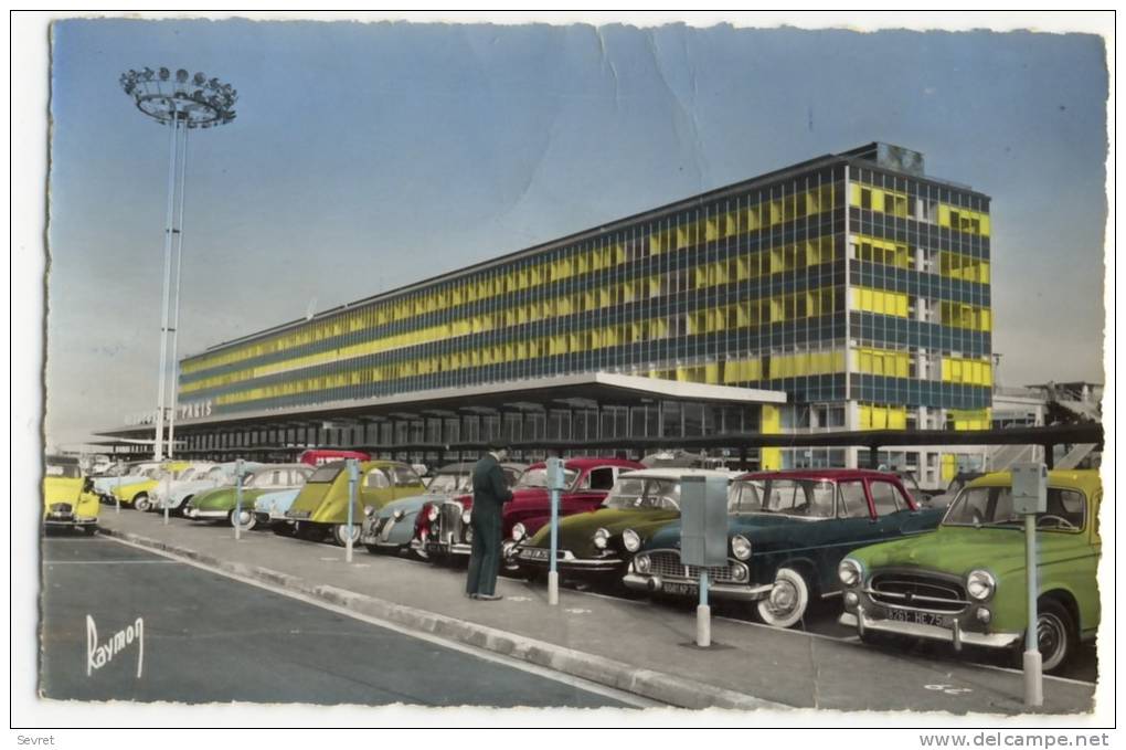 PARIS  - Le Nouvel Aéroport De Paris. CPSM 9x14. Beau Plan De Ds ,2 Cv, 403 Etc. Belle Carte. - Aéroports De Paris