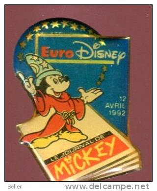 PIN'S MICKEY - Disney