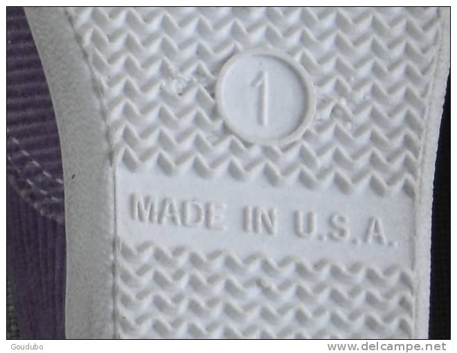Baskets Violettes Velours Côtelé Premier Age. Made In USA .Voir Photos. - Chaussures