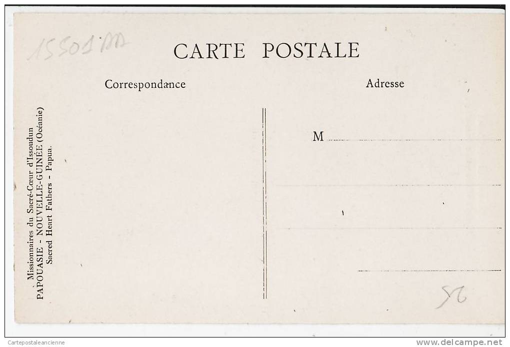 Papouasie Nouvelle Guinée RORO Eleve CATECHISTE Papua Pupil Of The CATECHISM Class 1920s Missionnaires ISSOUDUN CPDOM - Papua-Neuguinea