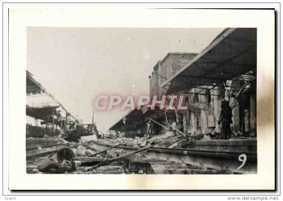 CPM Caen Ville Martyre Militaria 1944 - Caen