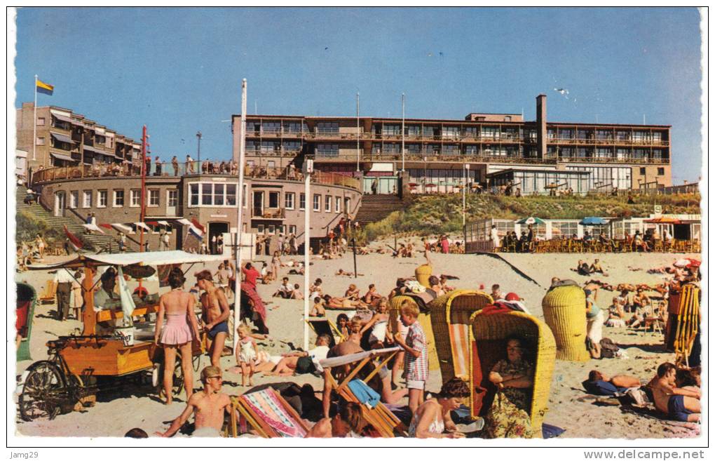 Nederland/Holland, Zandvoort, Strandgezicht Met Hotel Bouwes, 1961 - Zandvoort