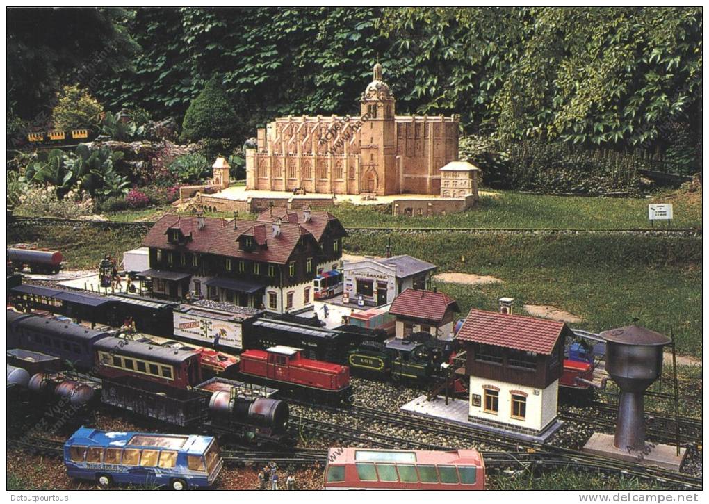 TRAIN Miniature : Le Jardin Ferroviaire De Chatte 38 Saint Marcellin Railway Garden EseinBahn Garten - Trains