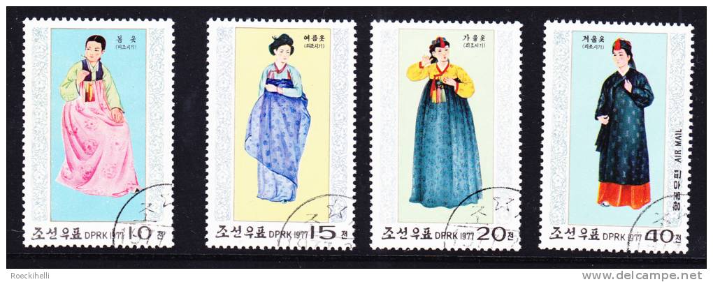 1977 -  Nordkorea  -  Koreanische Trachten ??  -  Siehe Scan  (n-kor 1002) - Textile