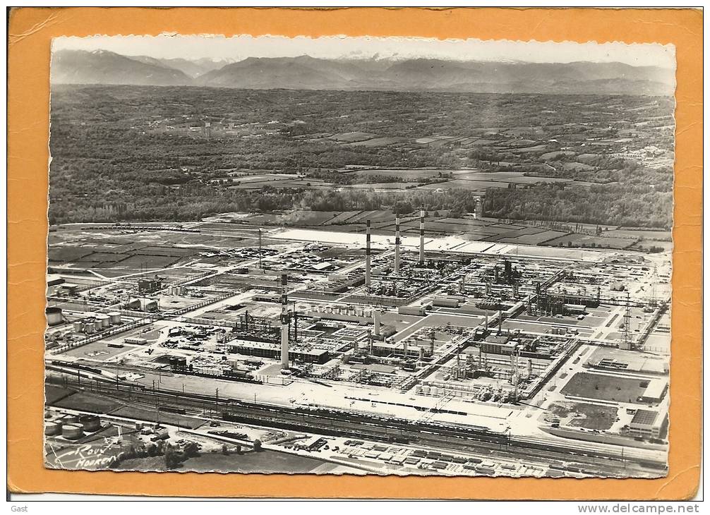 64   LACQ          VUE  AERIENNE  DE  LA  SOCIETE  NATIONALE  DES PETROLES  D  AQUITAINE - Lacq