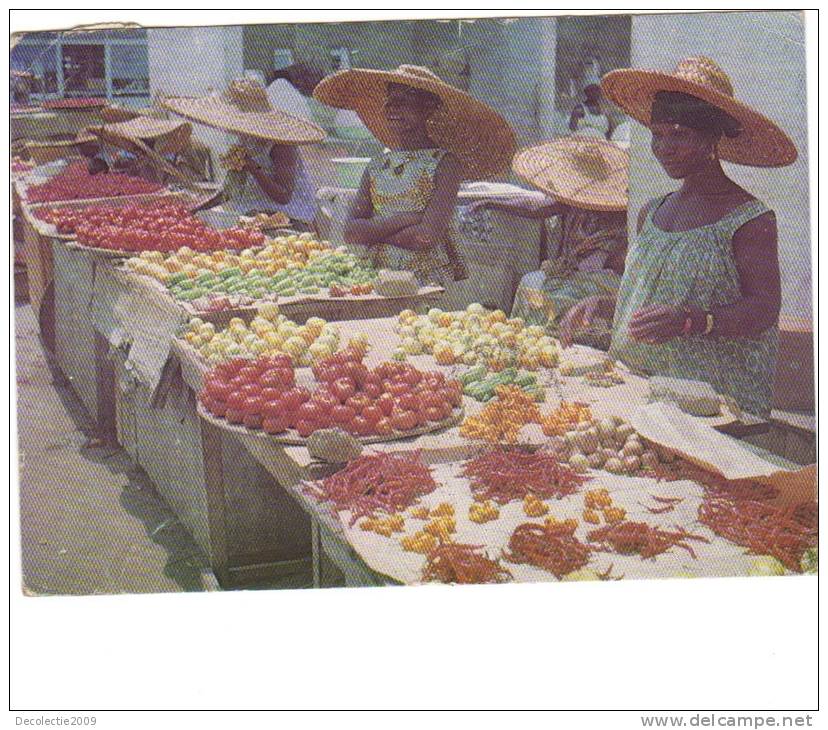 BC61781 Market Women Selling Vegetables    Good Shape - Ghana - Gold Coast