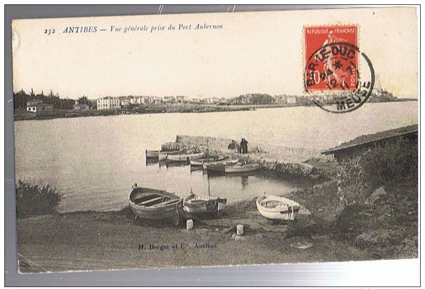 *CPA**ANTIBES***Vue Générale Prise Du Port Aubernon***H. Berger Et Cie*** - Autres & Non Classés