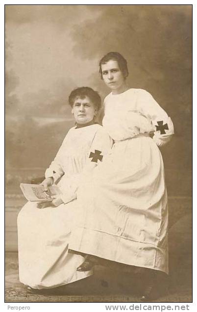 RED CROSS  ROTES KREUZ   Real Photo  WWI.    Old Postcard  1916. - Rotes Kreuz