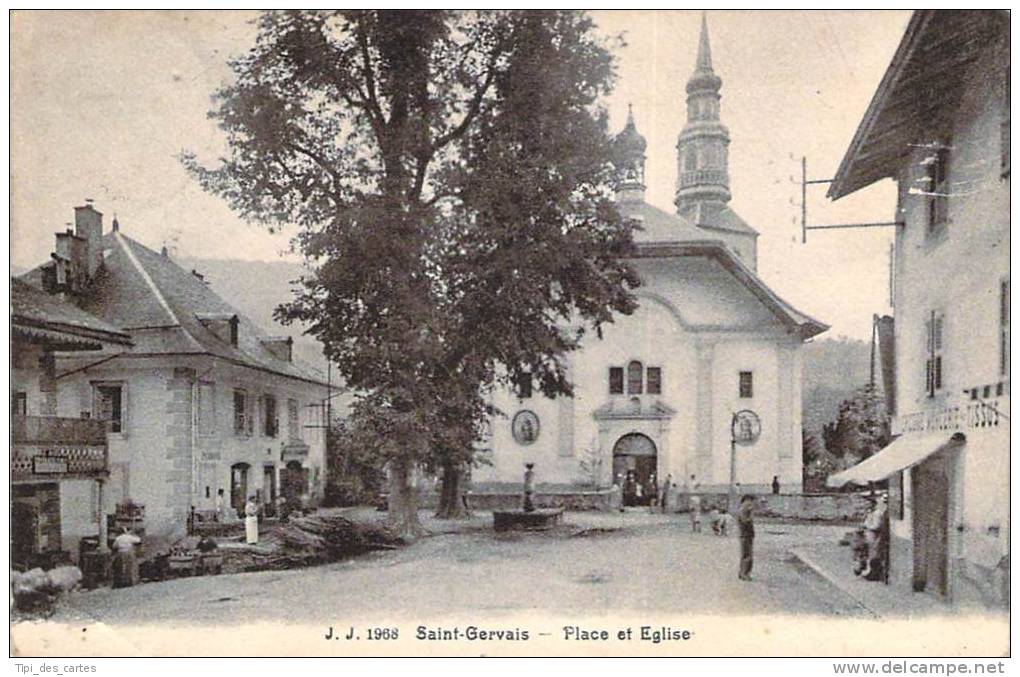 74 - Saint-Gervais - Place Et Eglise - Saint-Gervais-les-Bains