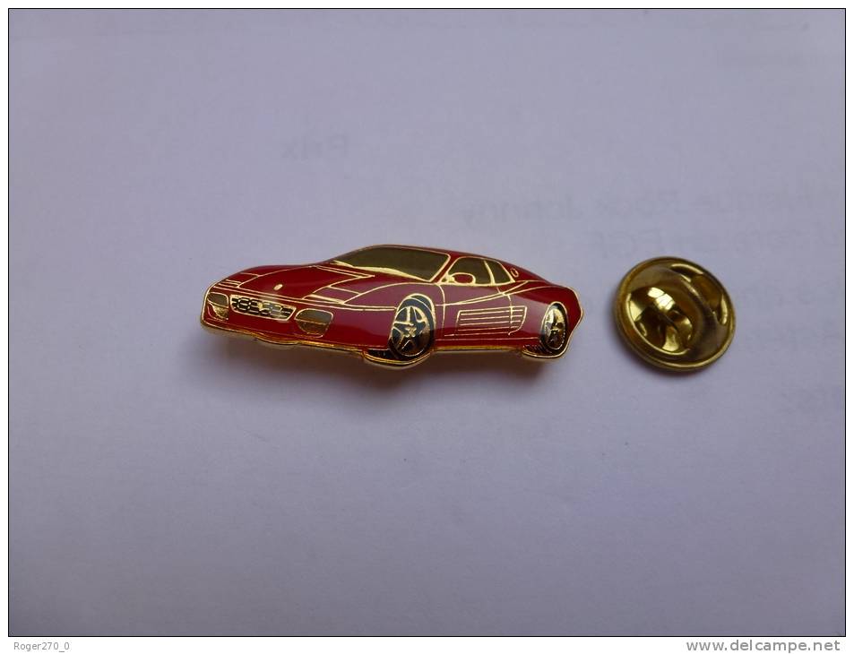 Auto Ferrari 512 TR , Dimensions : 13 X 35 Mm , En époxy , Fond Doré - Ferrari