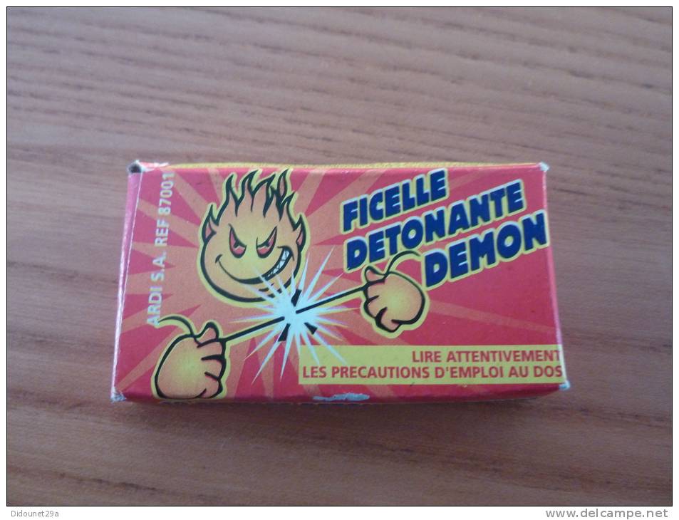 Boite * "FICELLE DETONANTE DEMON" 5x3x0,8 Cm - Dozen