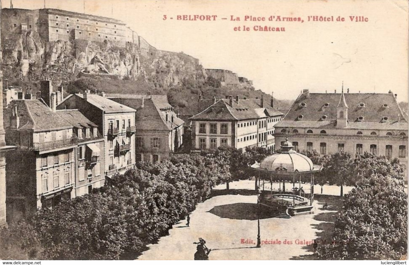 CPA TERRITOIRE DE BELFORT (90)  -    BELFORT -  LA PLACE D'ARMES HOTEL DE VILLE ET CHATEAU - Belfort – Siège De Belfort