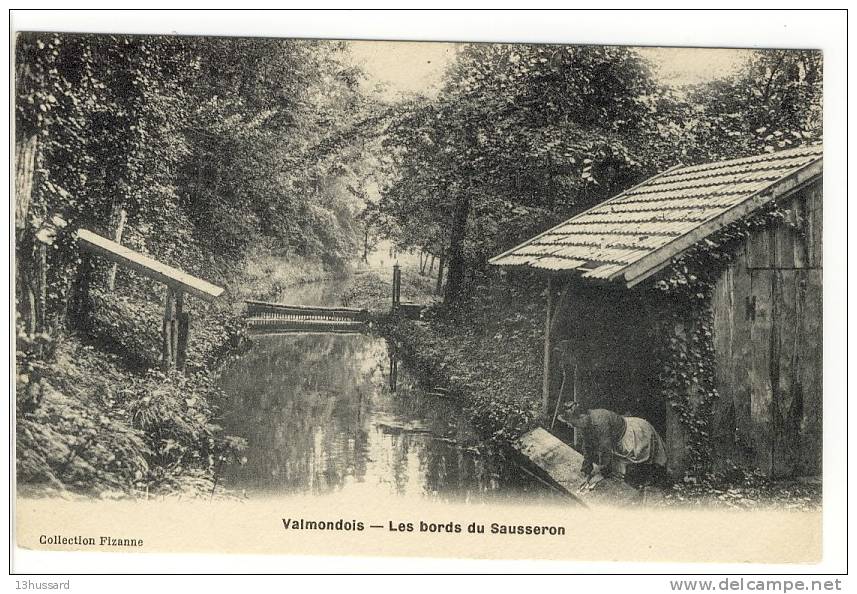 Carte Postale Ancienne Valmondois - Les Bords Du Sausseron  - Lavoir, Métiers, Laveuse, Lavandière - Valmondois