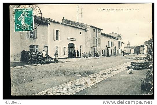 54 COLOMBEY LES BELLES /        Rue Carnot      / - Colombey Les Belles