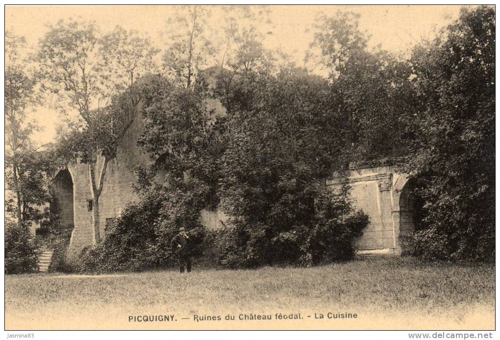 Picquigny.- Ruines Du Chateau Féodal.- La Cuisine - Picquigny