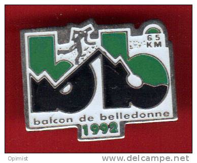 21208-pin's Maraton.course.balcon De Belledonne.entre Allevard Les Bains Et Uriage Les Bains, 65 Km. - Atletismo