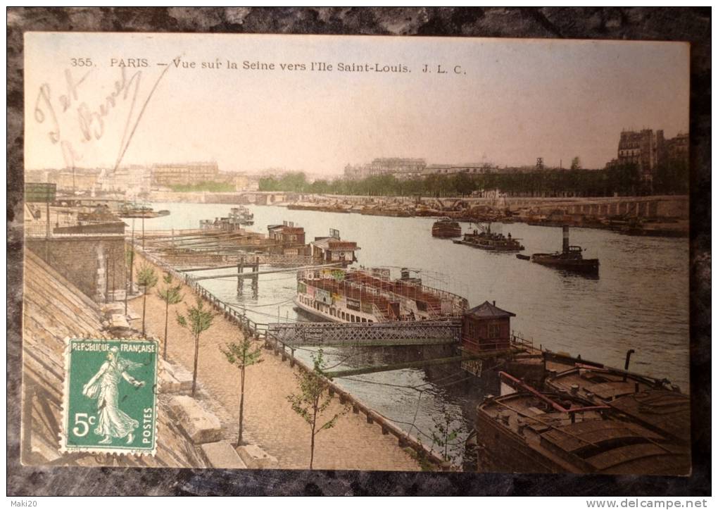 (75) PARIS .VUE SUR LA SEINE VERS L´ILE ST LOUIS.PENICHES.REMORQUEUR .VERS 1910.JOLIE CARTE. - La Seine Et Ses Bords