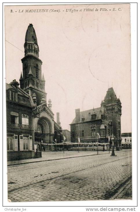 CPA La Madeleine, L´Eglise Et L´Hôtel De Ville (pk3828) - La Madeleine