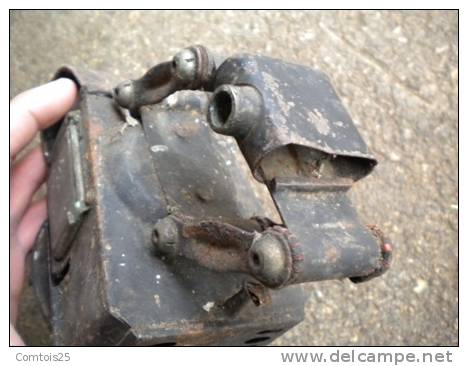 lampe anglaise ? ww2? soldat?