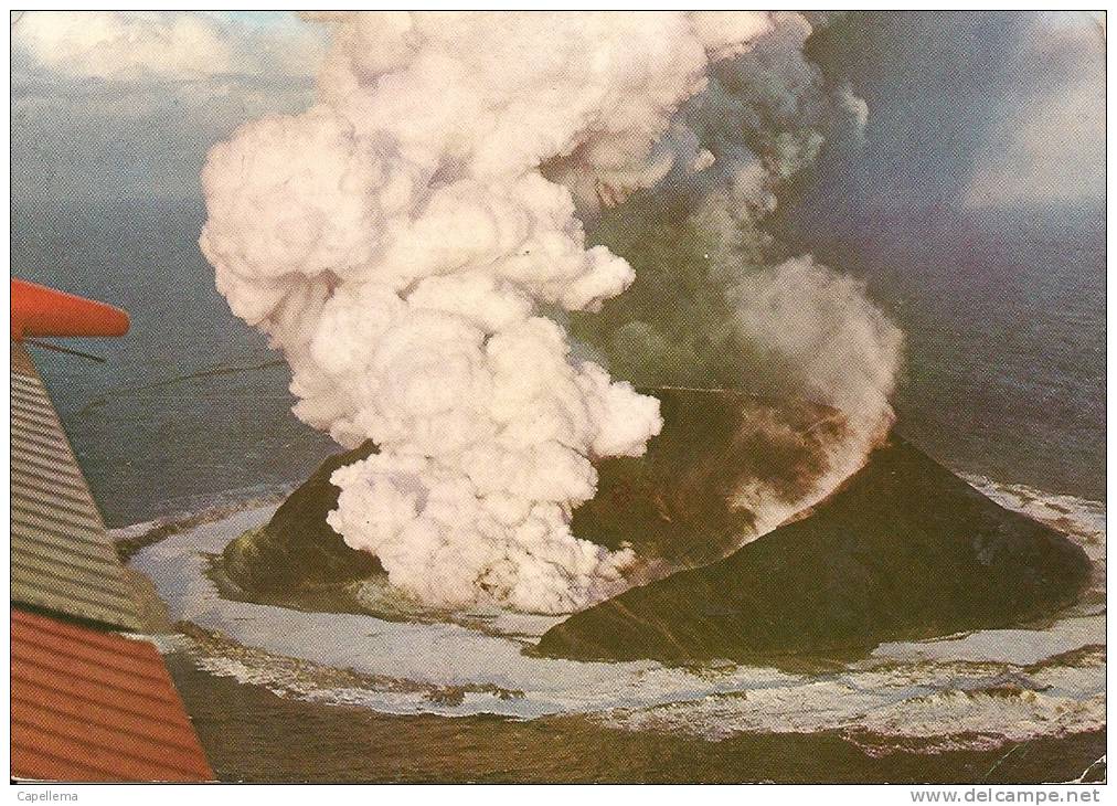 ISLANDE - ERUPTION SUBMARINE - Islandia