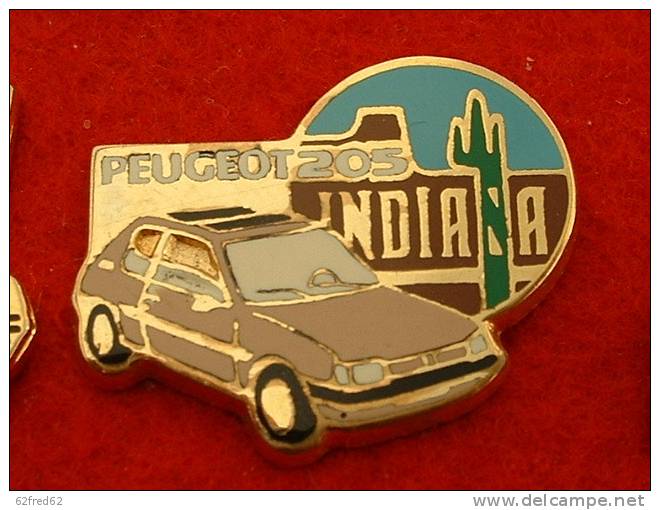 PIN´S PEUGEOT 205  - INDIANA CATUS HELLIUM - Peugeot