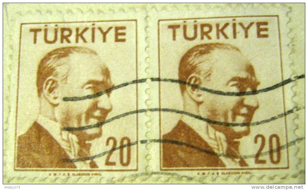 Turkey 1956 Kemel Ataturk 20k Pair - Used - Oblitérés