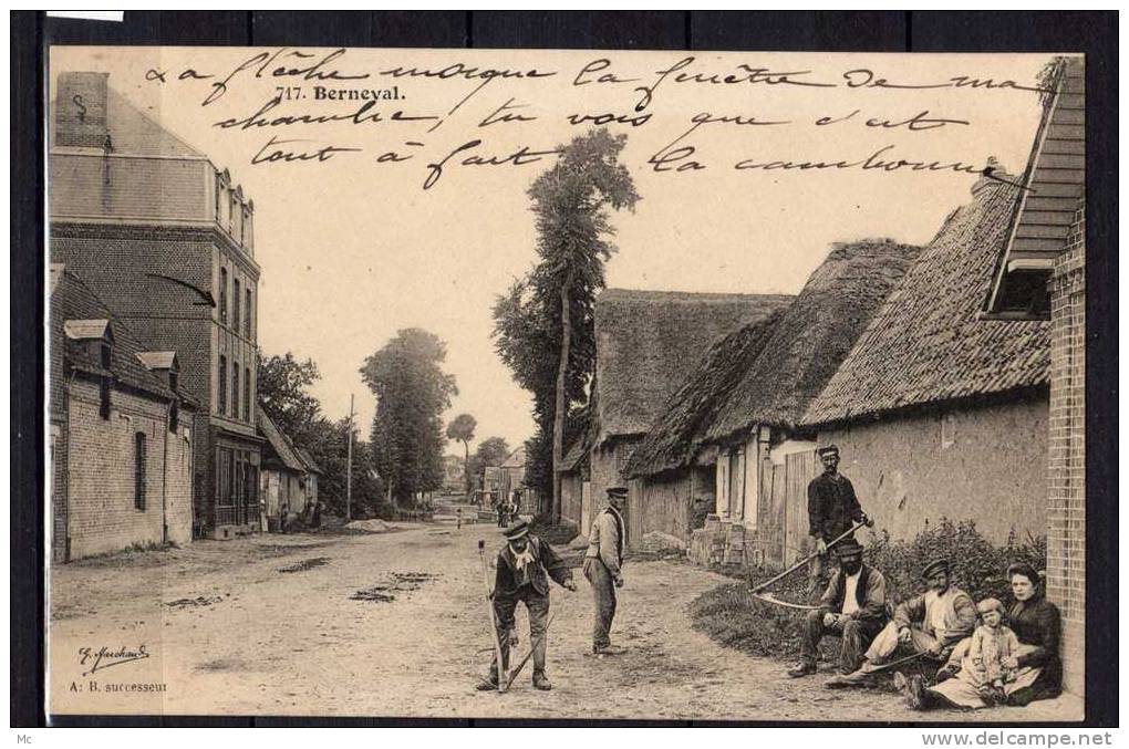 76 - Berneval - Rue - Faux- Faucheurs - RARE ! - Berneval