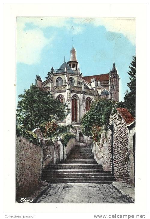 Cp, 60, Chaumont-en-Vexin, L'Eglise, Les Marches, Voyagée 1965 - Chaumont En Vexin