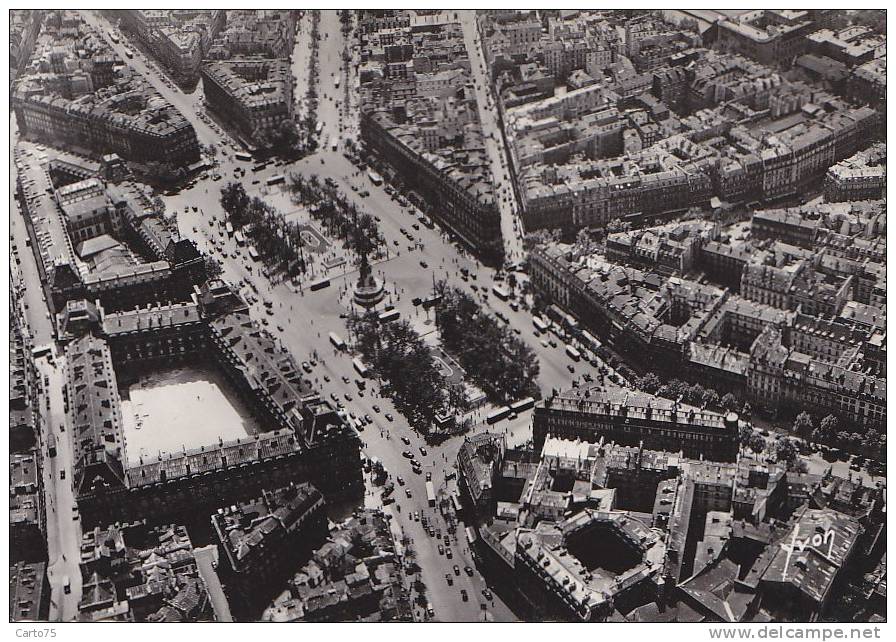 Paris 75011 - Panorama Aérien - Immeubles Place De La République - Paris (11)