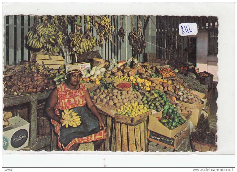 CPM - Bahamas - Nassau - Marché (pli) - Bahamas