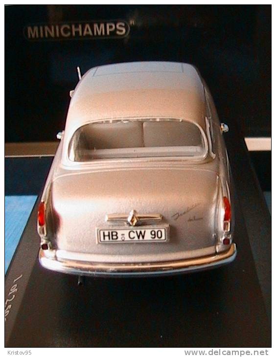 BORGWARD ISABELLA 1959 SILVER ALUSILBER METALLIC MINICHAMPS 400096000 1/43 - Minichamps