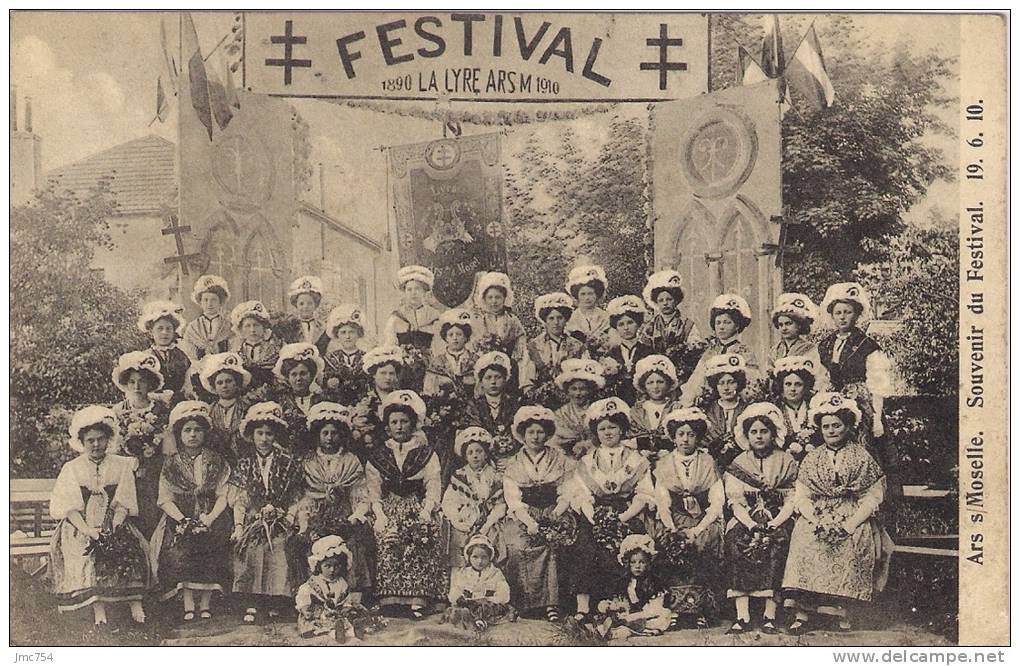 ARS SUR MOSELLE   LA LYRE   FESTIVAL 19.06.1910  Femmes En Habit Traditionnel Lorrain - Ars Sur Moselle