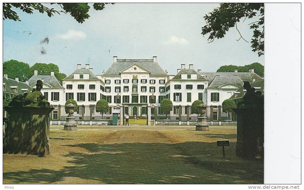 Apeldoorn / Holland  Paleis Het Loo.  B-708 - Apeldoorn