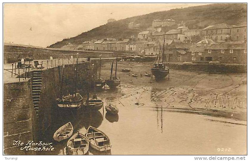 England : Mar12 537 : Mousehole  -  Cornwall  -  The Harbour - St.Ives