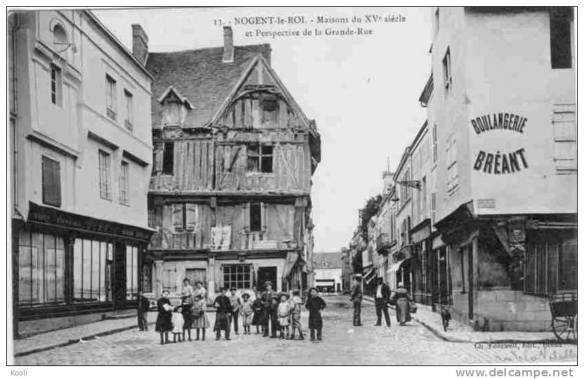 28Z04-NLR-38- NOGENT-LE-ROI - Maison Du XVe Siècle Et Perspective De La Grande Rue - Boulangerie - Nogent Le Roi