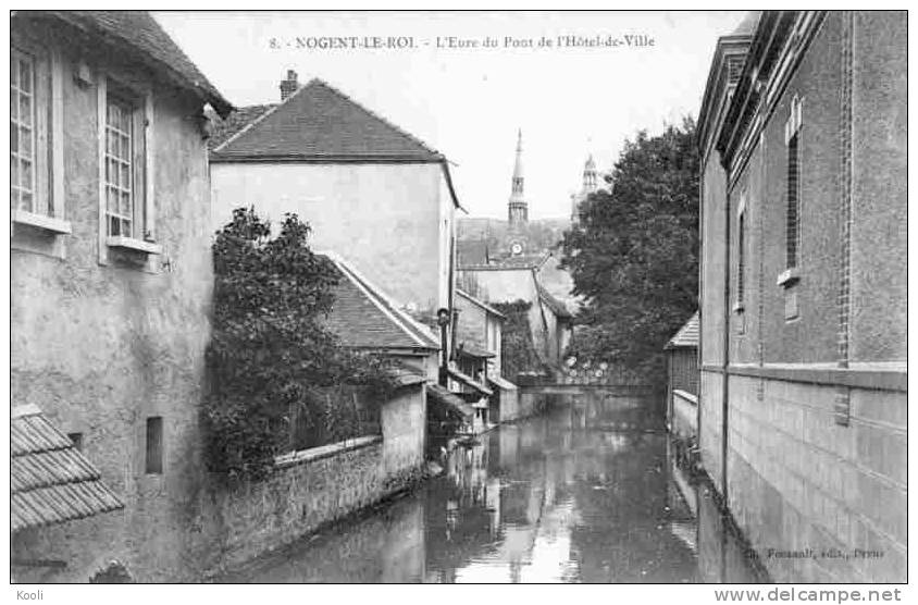 28Z04-NLR-43- NOGENT-LE-ROI - L´Eure  Du Pont De L´Hôtel-de-Ville - Nogent Le Roi