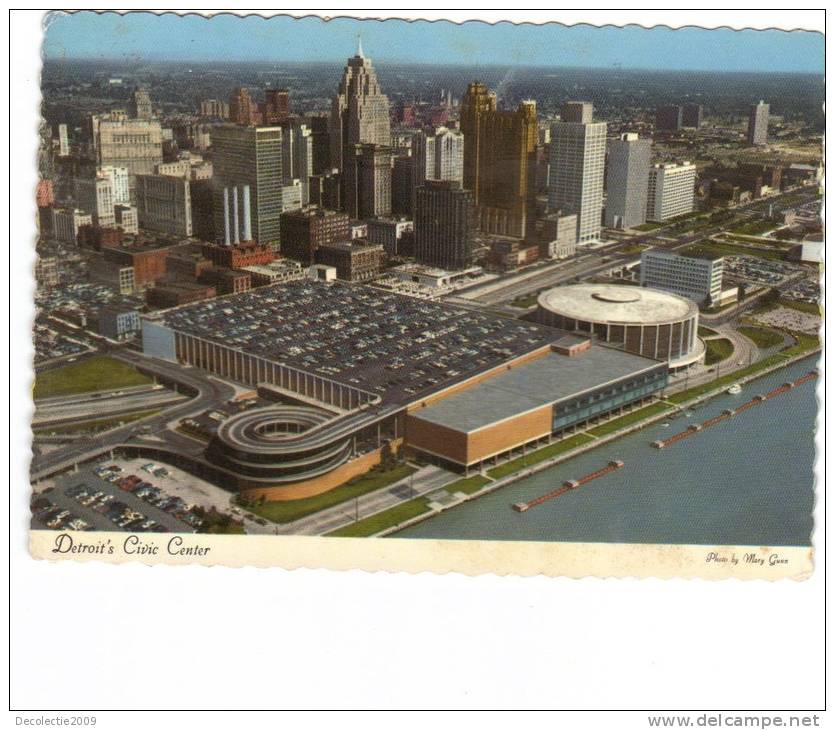 B64525 Detroit Civic Center Panorama Cars Voitures Used Perfect Shape Back Scan At Request - Detroit