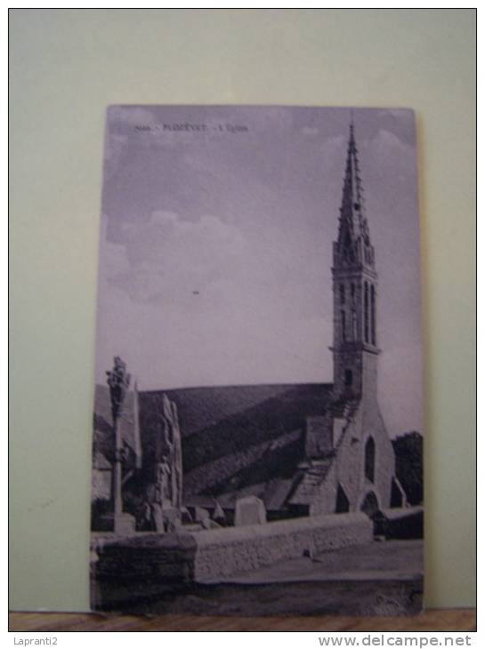 PLOZEVET (FINISTERE) L'EGLISE. - Plozevet