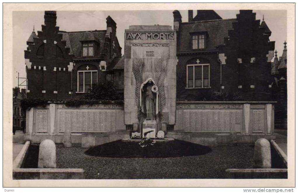 BETHUNE   -  Monument Aux Morts - Bethune