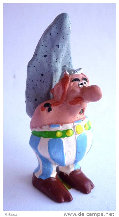 RARE FIGURINE ASTERIX LA HOTTE AUX JOUETS - OBELIX AVEC MENHIR - UDERZO - Astérix & Obélix