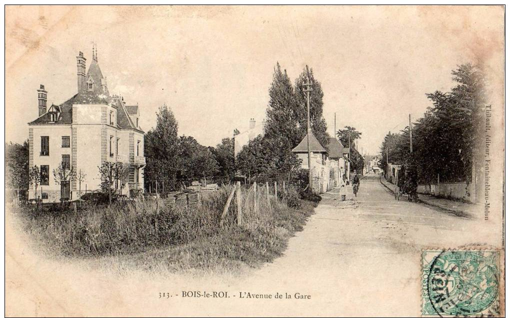 CPA -  313 - BOIS-le-ROI - L'Avenue De La Gare - Bois Le Roi